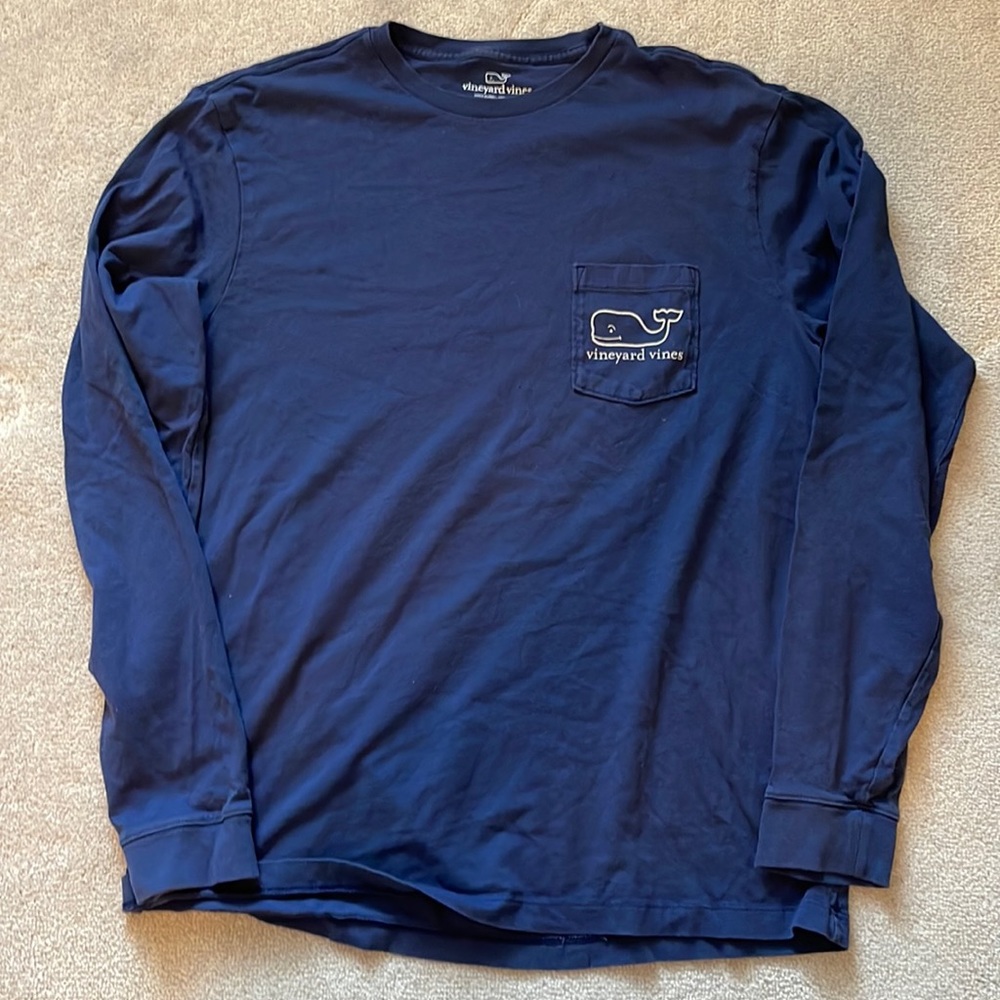 Christmas-themed Vineyard Vines
